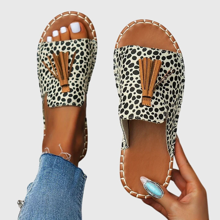 Coastal Sandal with Classic Silhouette and All-Day Support