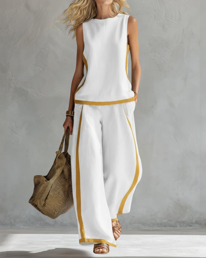 Two-Piece Relaxed Fit Set with Contrast Detailing and Breathable Fabric
