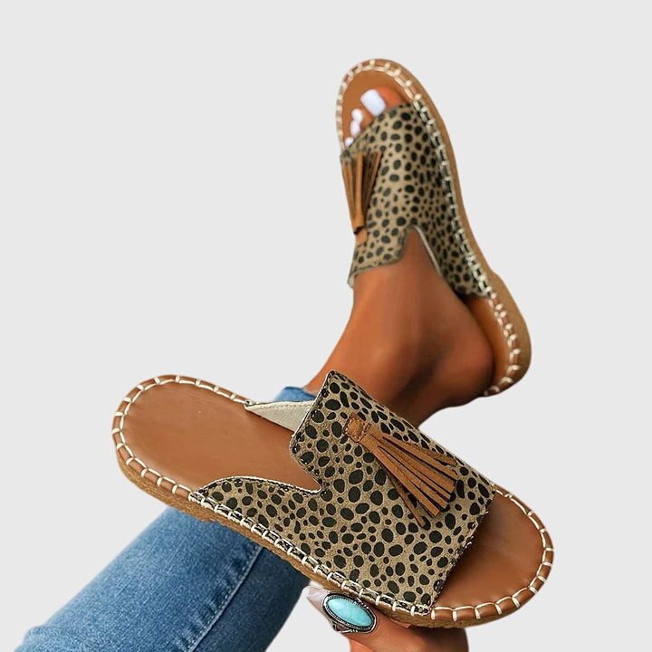 Coastal Sandal with Classic Silhouette and All-Day Support