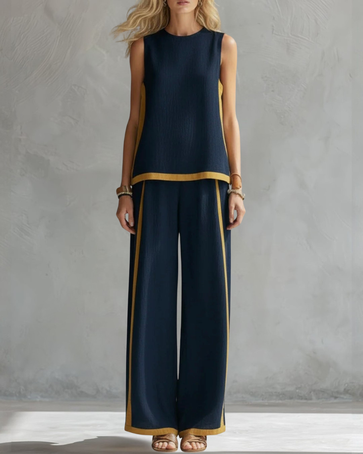 Two-Piece Relaxed Fit Set with Contrast Detailing and Breathable Fabric