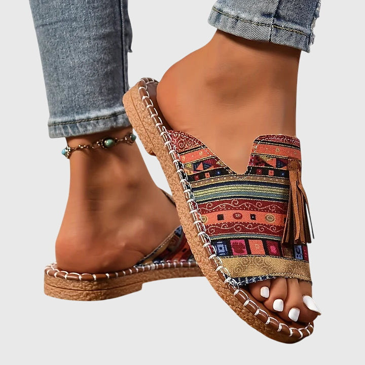 Coastal Sandal with Classic Silhouette and All-Day Support