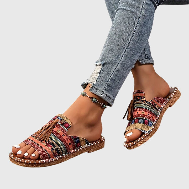 Coastal Sandal with Classic Silhouette and All-Day Support