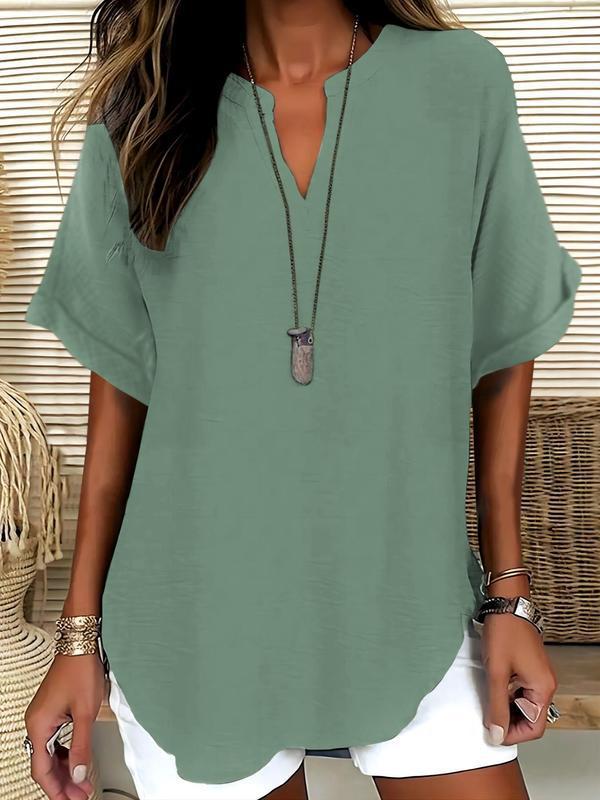 Breathable Notched-Neckline Blouse with Soft-Touch Fabric and Relaxed Fit