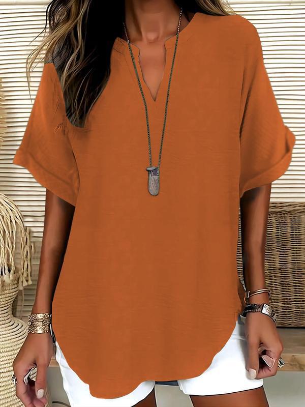 Breathable Notched-Neckline Blouse with Soft-Touch Fabric and Relaxed Fit