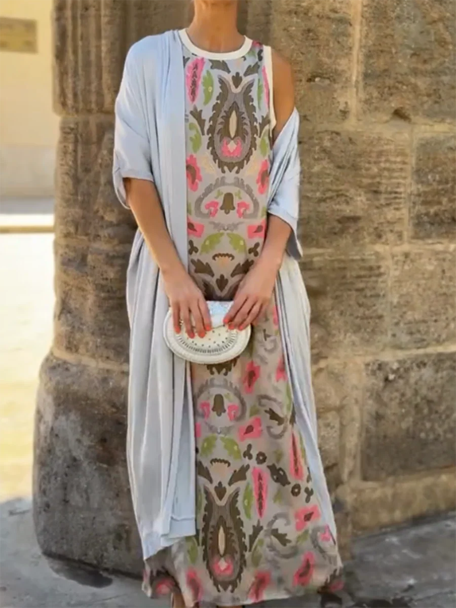 Sleeveless Maxi Dress with Bohemian Pattern and Two-Piece Set