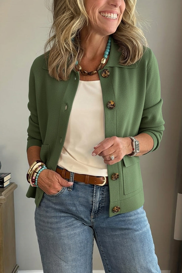 Long Sleeve Lapel Shirt with Relaxed Fit and Solid Color, Casual Everyday Wear
