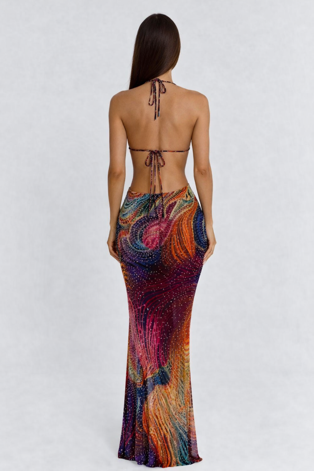 Crystal Embellished Floor-Length Evening Dress with Mesh Overlay and Body-Skimming Silhouette