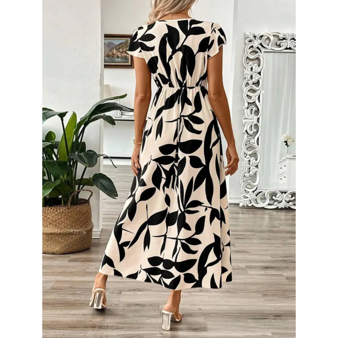 Hanneli Wickel-Maxikleid: Elegante Vielseitigkeit für jeden Anlass 3