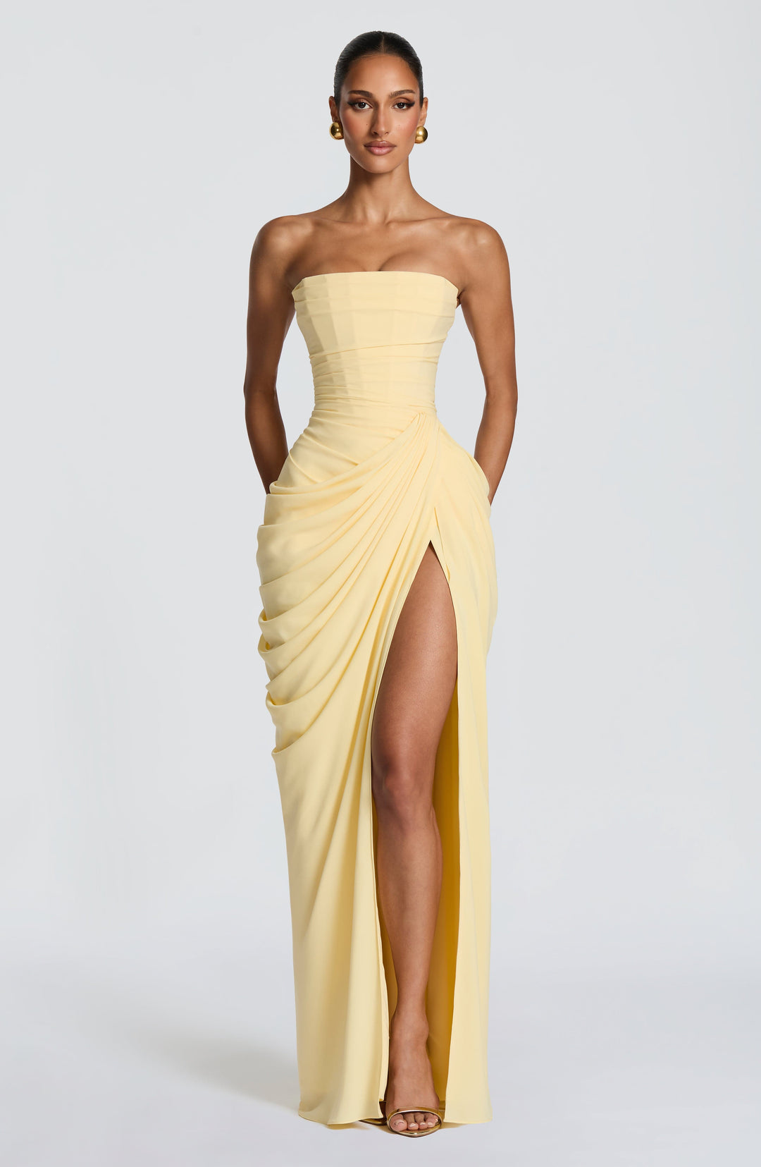 Lois Maxikleid: Elegante Silhouette für besondere Anlässe 0