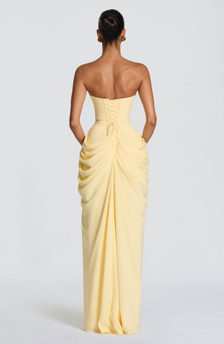 Lois Maxikleid: Elegante Silhouette für besondere Anlässe 1