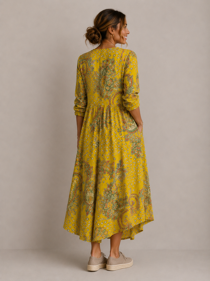 Wrinkle-Resistant Maxi Dress with Breathable Fabric and Integrated Pockets