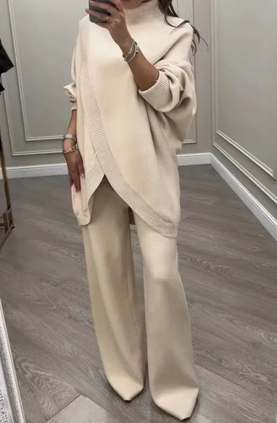 Two-Piece Casual Set with Flowing Top and Wide-Leg Trousers