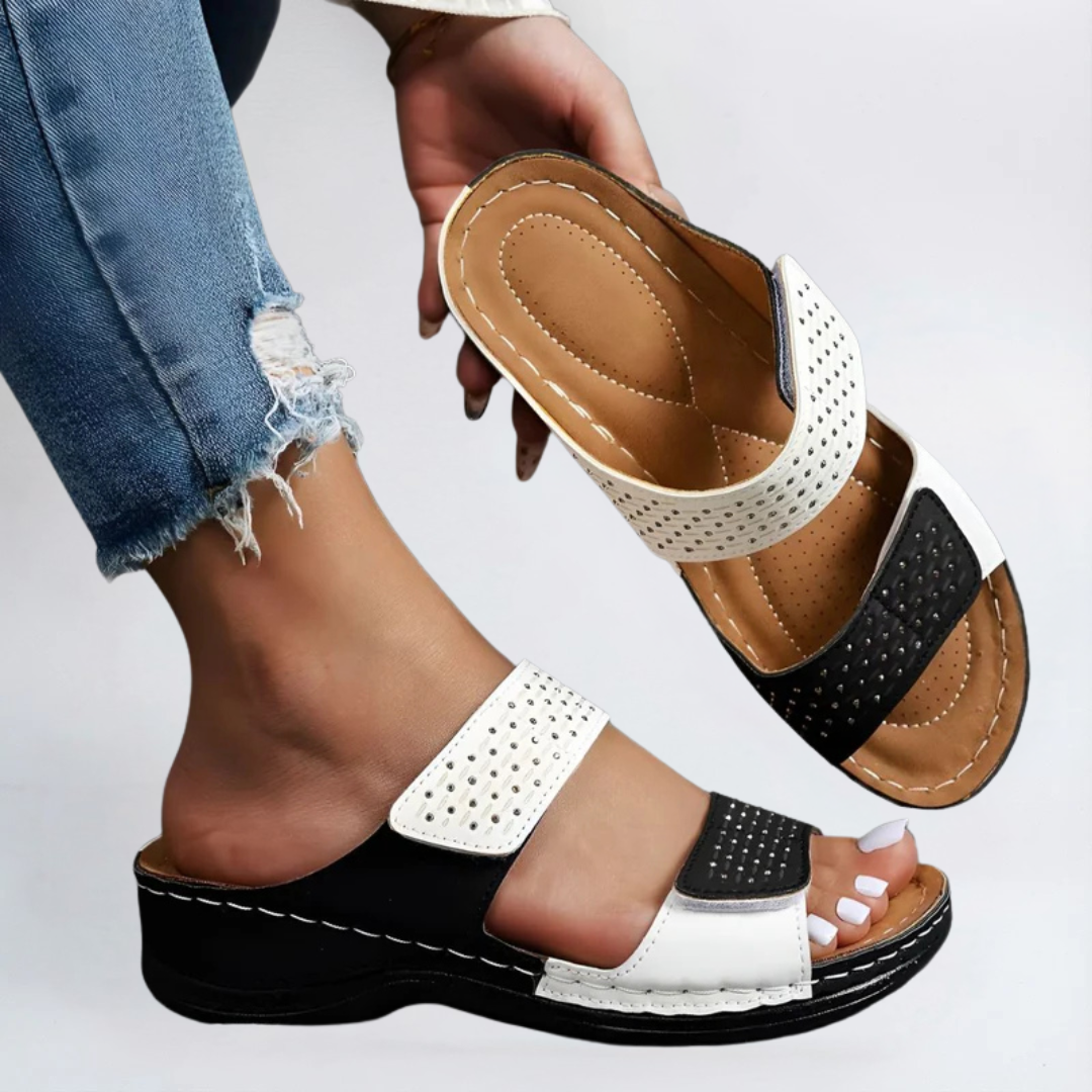 Orthopedic Sandals with Arch Support and Adjustable Strap, Cushioned Footbed