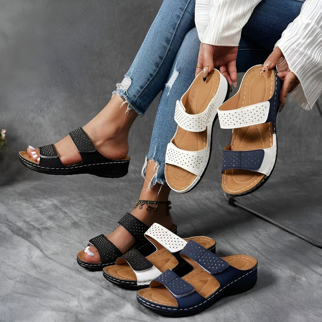 Orthopedic Sandals with Arch Support and Adjustable Strap, Cushioned Footbed