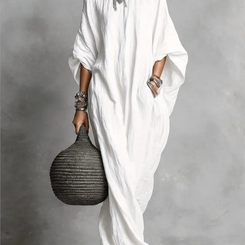 Oversized Linen Maxi Dress with Batwing Sleeves and Breathable Fabric