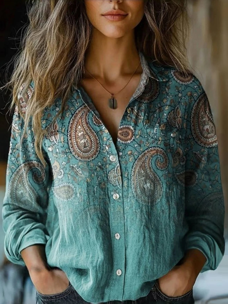 Long-Sleeve Blouse with Retro Print and Relaxed Fit