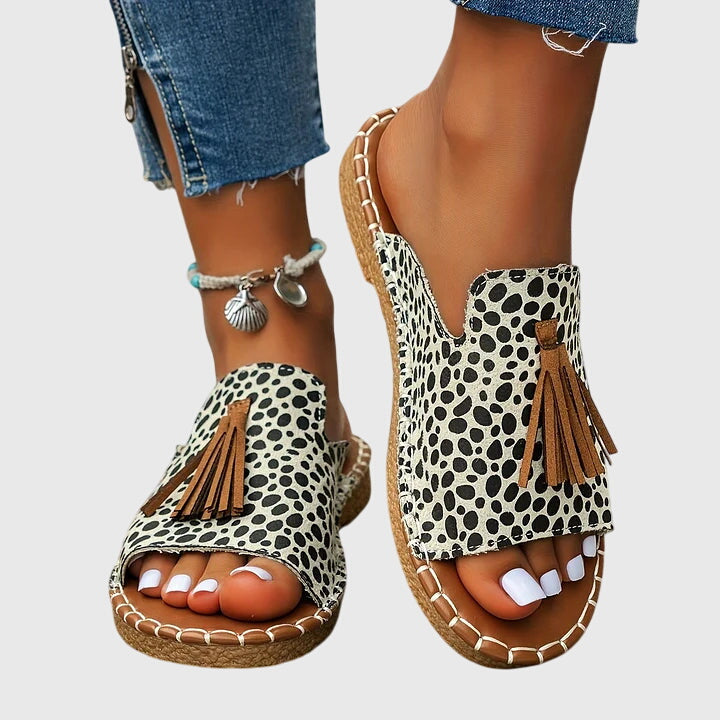 Coastal Sandal with Classic Silhouette and All-Day Support