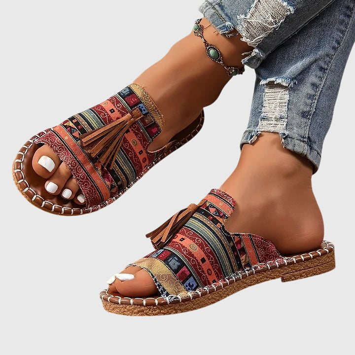 Coastal Sandal with Classic Silhouette and All-Day Support