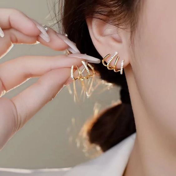 Spiral Wrap Ear Cuff with Zircon Stones, Gold-Plated Copper Alloy