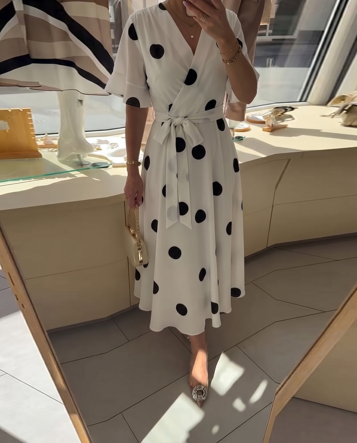 Polka Dot A-Line Dress with V-Neckline and Short Sleeves
