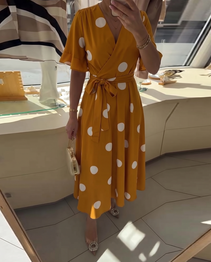 Polka Dot A-Line Dress with V-Neckline and Short Sleeves