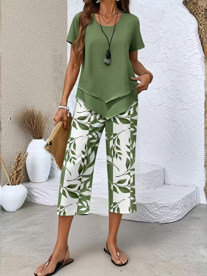 Women's Leaf Print Two Piece Set with Relaxed Fit and Layered Top