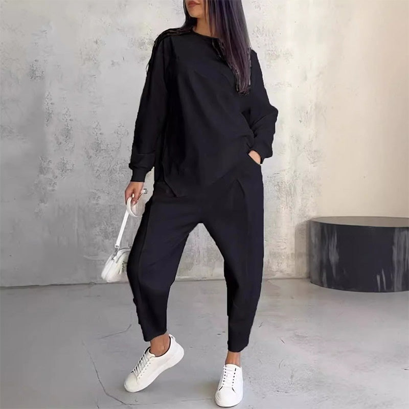 Women's Two-Piece Sweatshirt and Trousers Set with Asymmetrical Hem