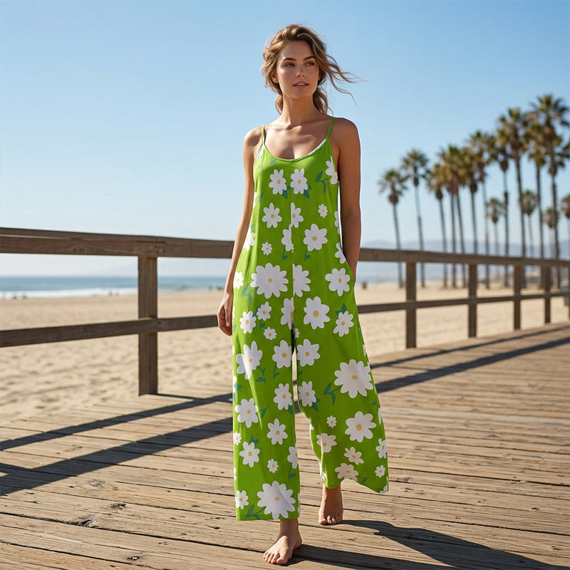 Women's Floral Jumpsuit with Fitted Bodice and Wide-Leg Design, Adjustable Straps
